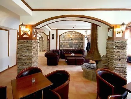 Castle 2 Παμπόροβο
